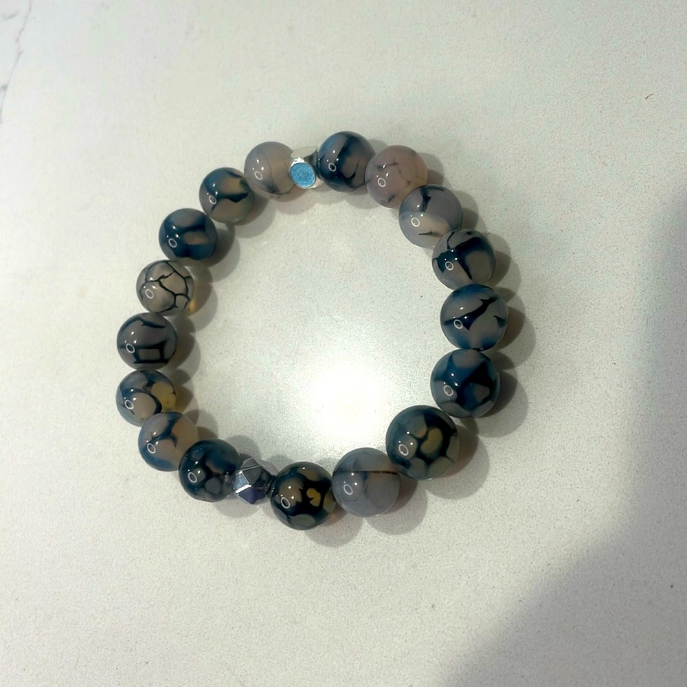 Black ice bracelet- black & white dragon agate